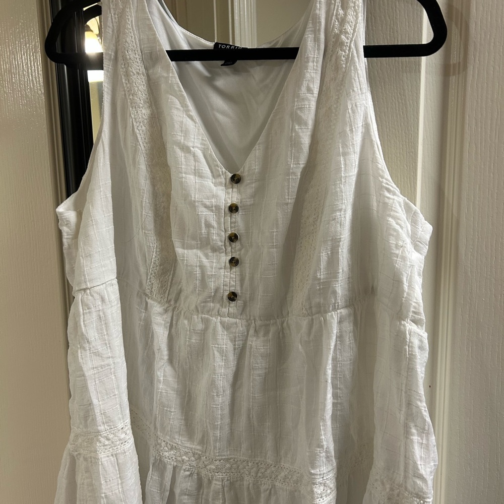 Torrid White Sleeveless Blouse